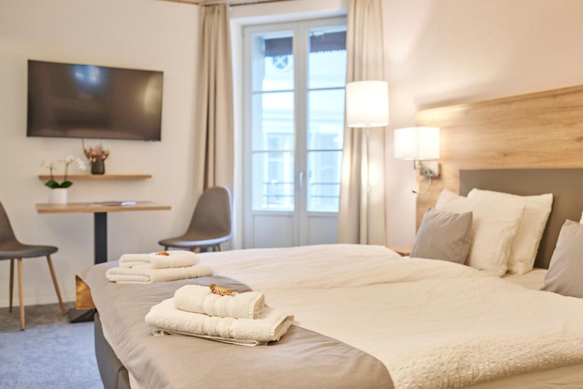 Aparthotel Krone - Self Check-In Unterseen Zewnętrze zdjęcie