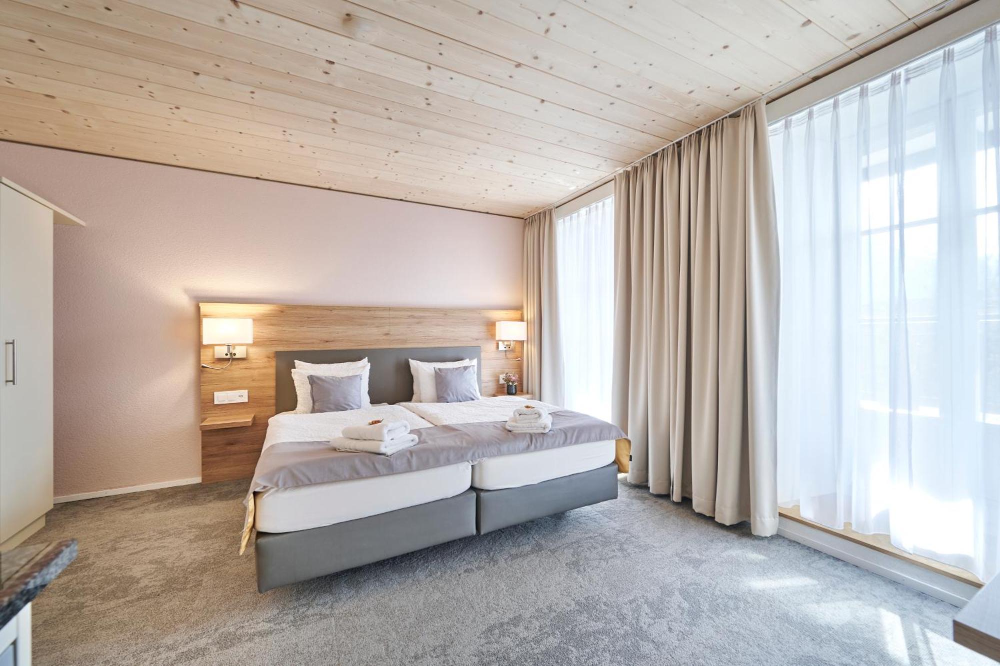 Aparthotel Krone - Self Check-In Unterseen Zewnętrze zdjęcie