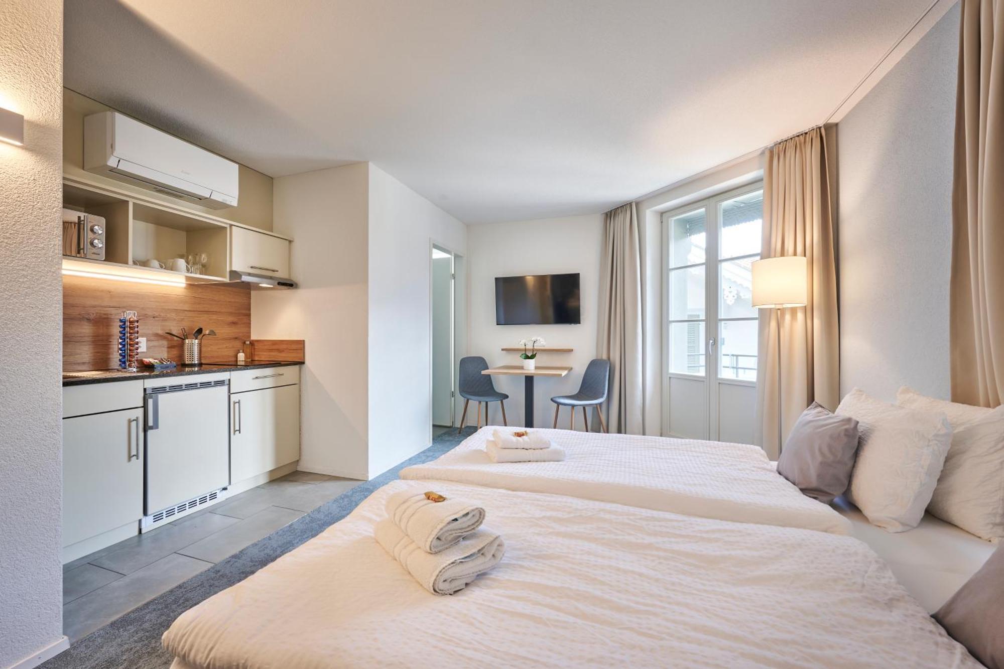 Aparthotel Krone - Self Check-In Unterseen Zewnętrze zdjęcie