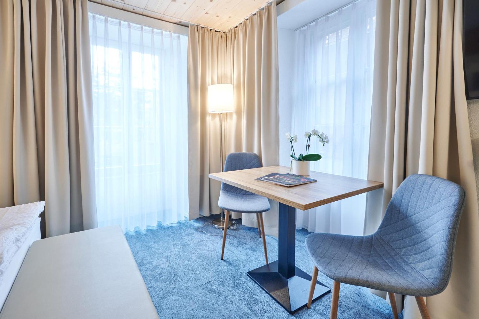 Aparthotel Krone - Self Check-In Unterseen Zewnętrze zdjęcie